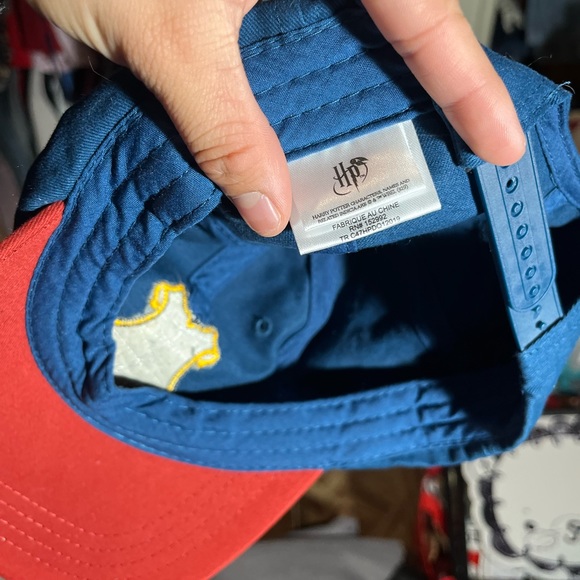 Hogwarts Harry Potter Cap - Picture 6 of 6